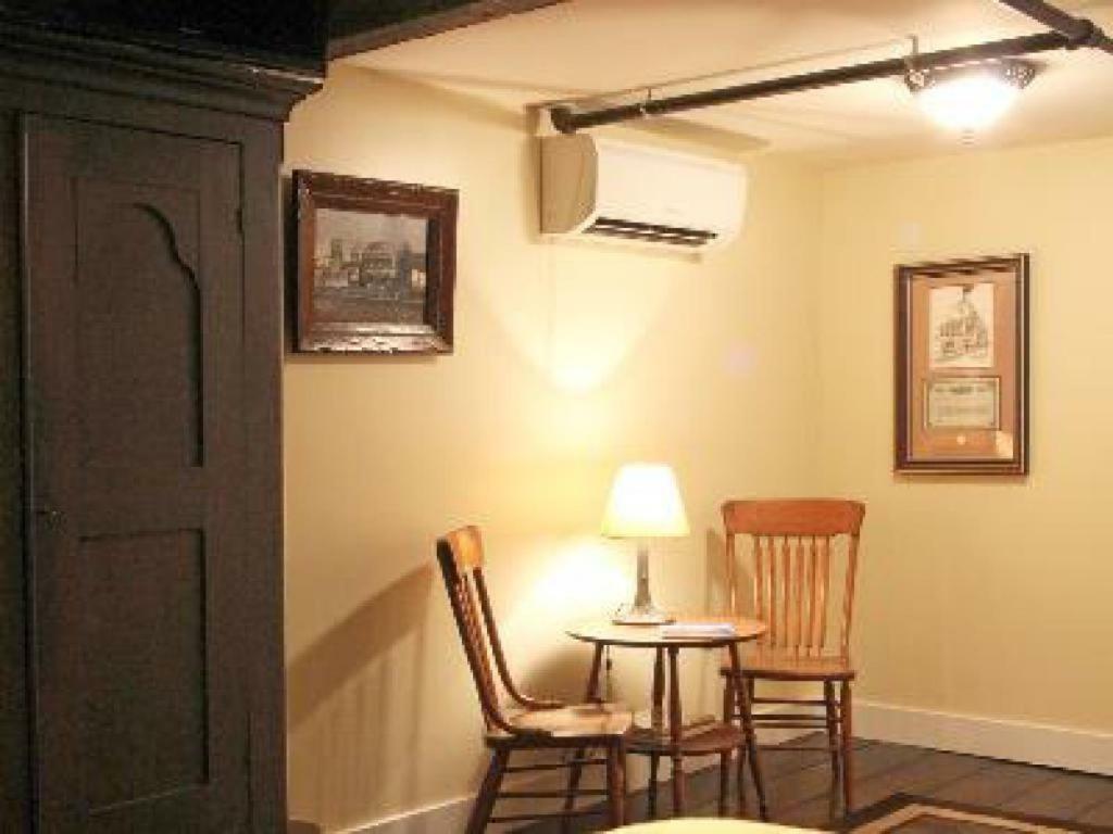 Riley'S Railhouse Bed & Breakfast Chesterton Habitación foto